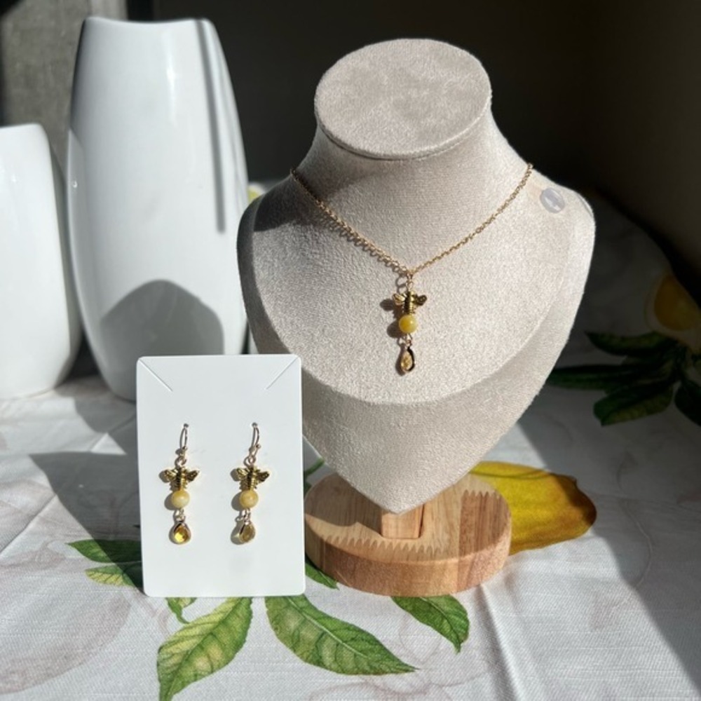 Bee Jewelry Set, Citrine, Honey Amber Yellow Jade, Fun Necklace Earrings